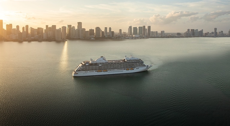 regent seven seas cruises ship