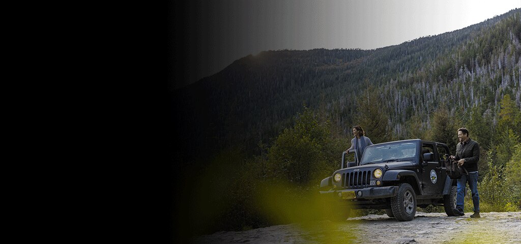 A couple sailing with Regent enjoying their Alaskan adventure