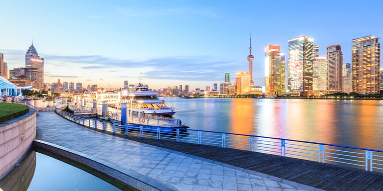 HUANGPU RIVER CRUISE